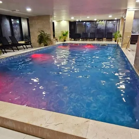 Large Family Blue Marina Piscina Sauna Jacuzzi *