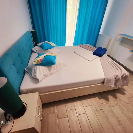 Large Family Blue Marina Piscina Sauna Jacuzzi * Năvodari