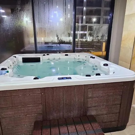 Large Family Blue Marina Piscina Sauna Jacuzzi *