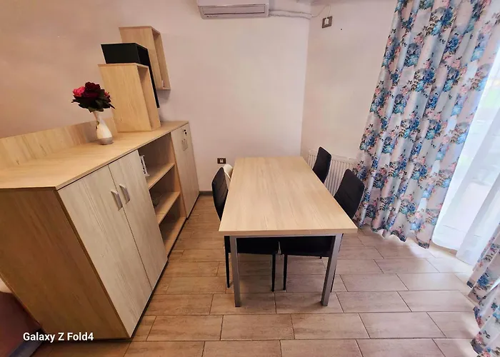 Large Family Blue Marina Piscina Sauna Jacuzzi *