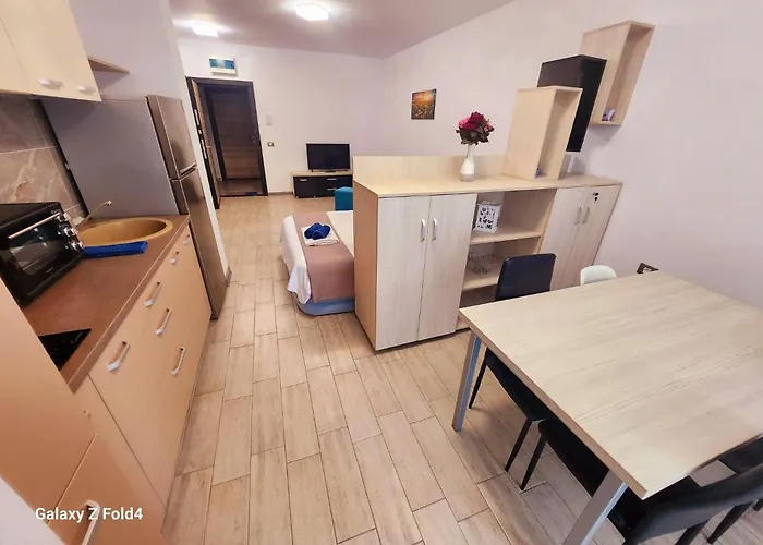 Large Family Blue Marina Piscina Sauna Jacuzzi *