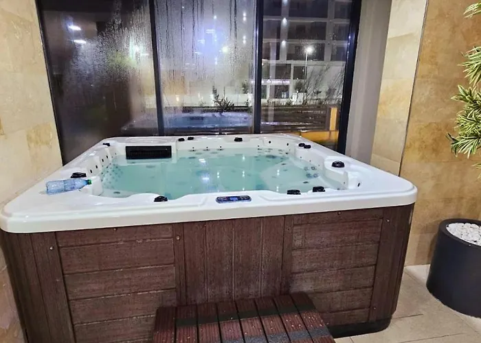Large Family Blue Marina Piscina Sauna Jacuzzi *